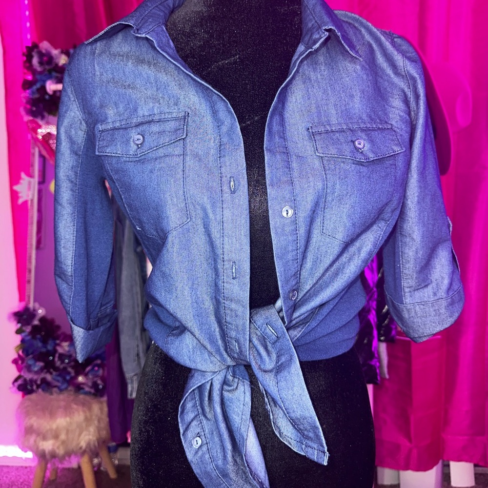Women’s dark blue button down jean shirt